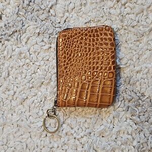 Leather coin purse with keychain